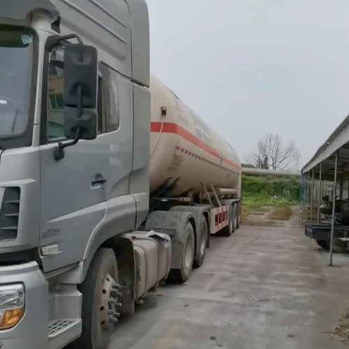 運輸車輛